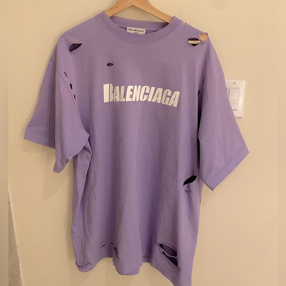 BALENCIAGA Distressed Tshirt - Picture 1 of 4